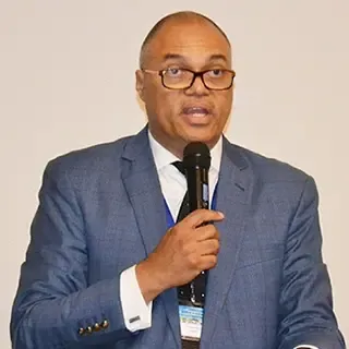 Eric Bayé AUGUSTIN